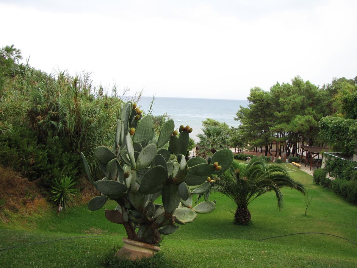 Panas Hotel Spartia  Bagian luar foto